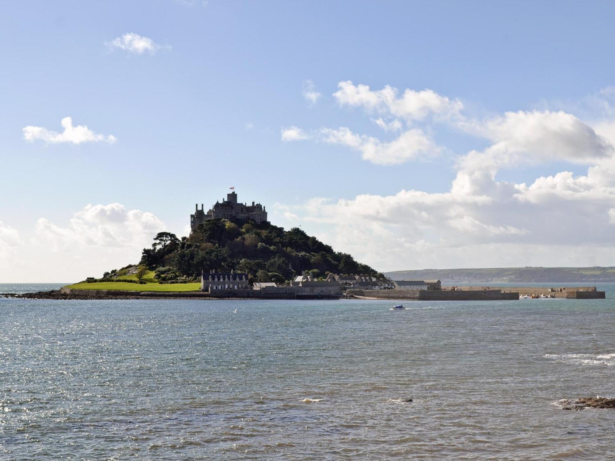 Villa Lindum Leys Saint Hilary  Esterno foto